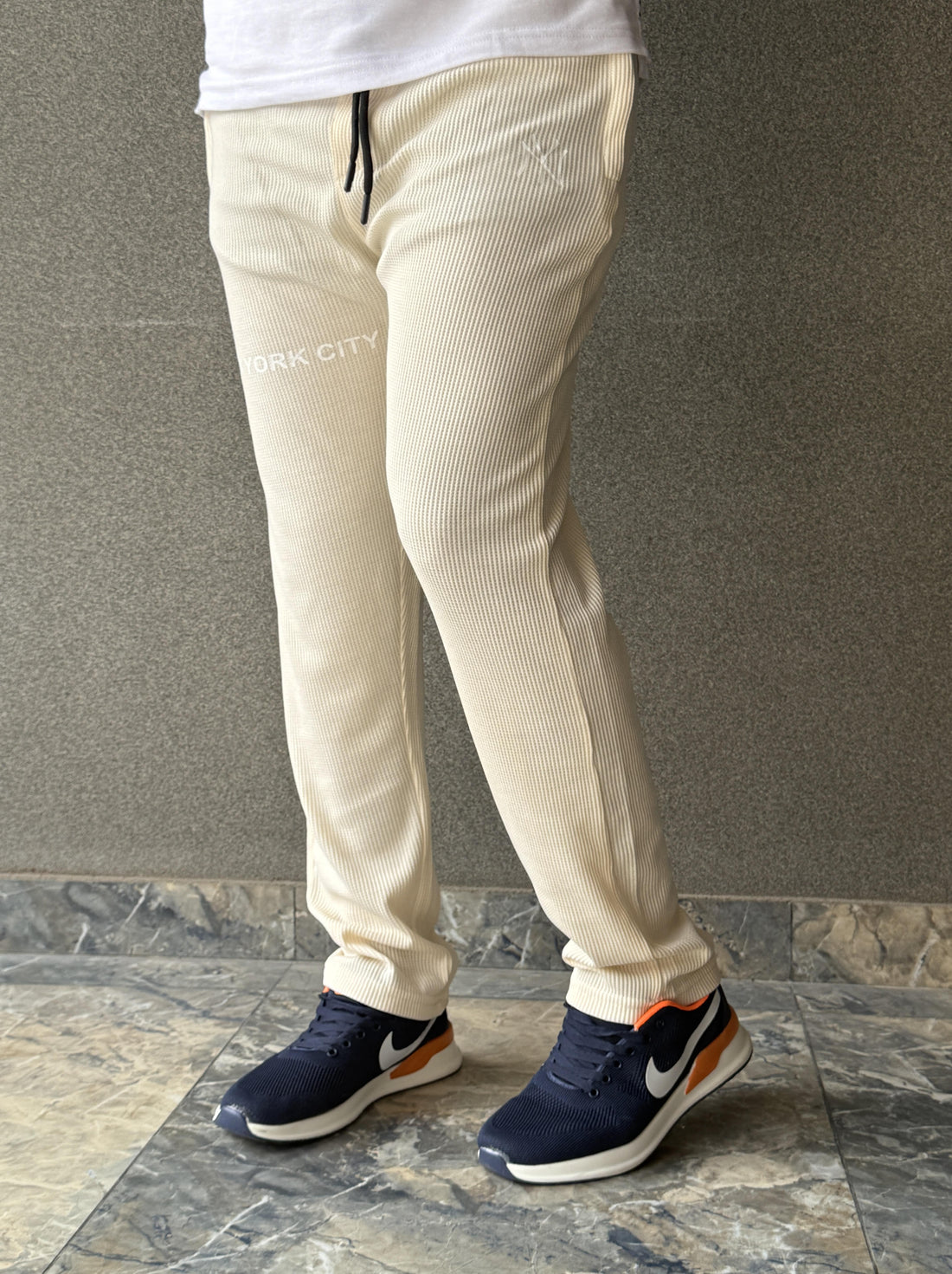Men's Imported NY Cream Jacquard Trousers - button & threads