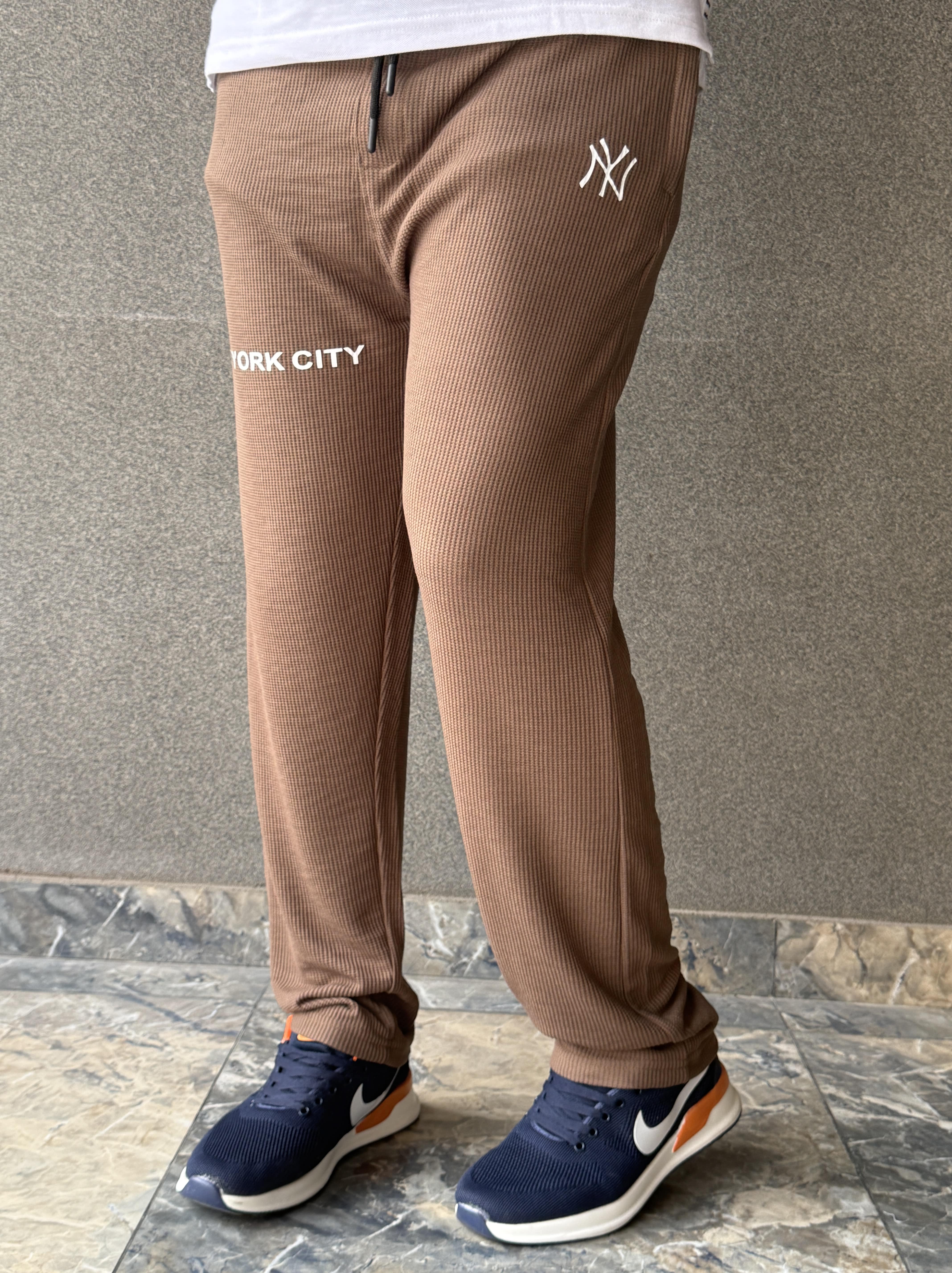 Men's Imported NY Brown Jacquard Trousers - button & threads