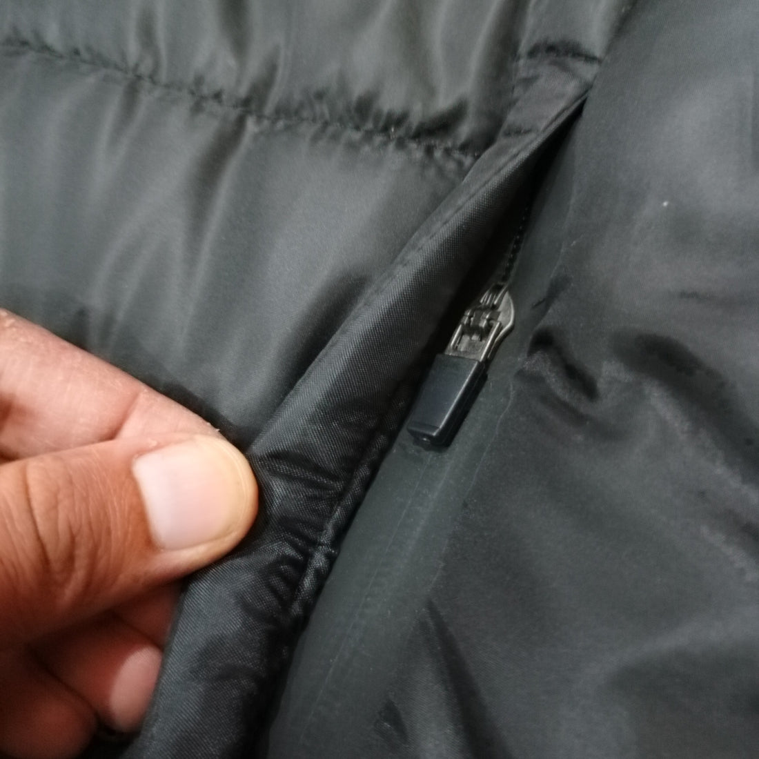 Button & Threads™ Unisex Sleeves Less Jet Black With Badge Puffer Jacket - button & threads