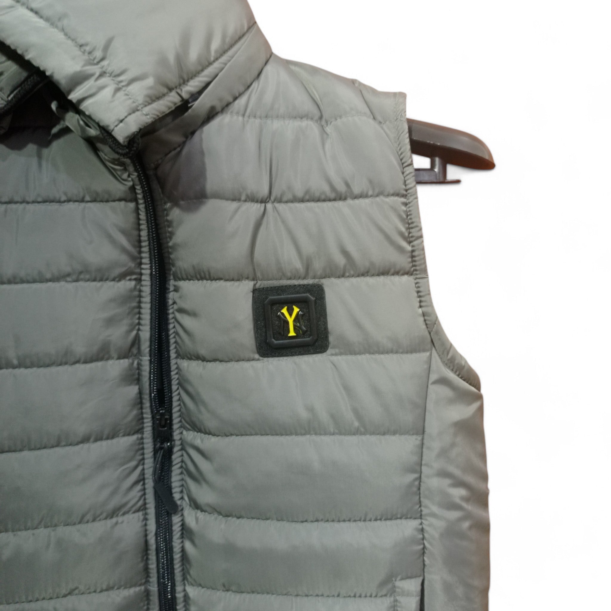 Button & Threads™ Unisex Sleeves Less Silver Grey With Badge  Puffer Jacket - button & threads