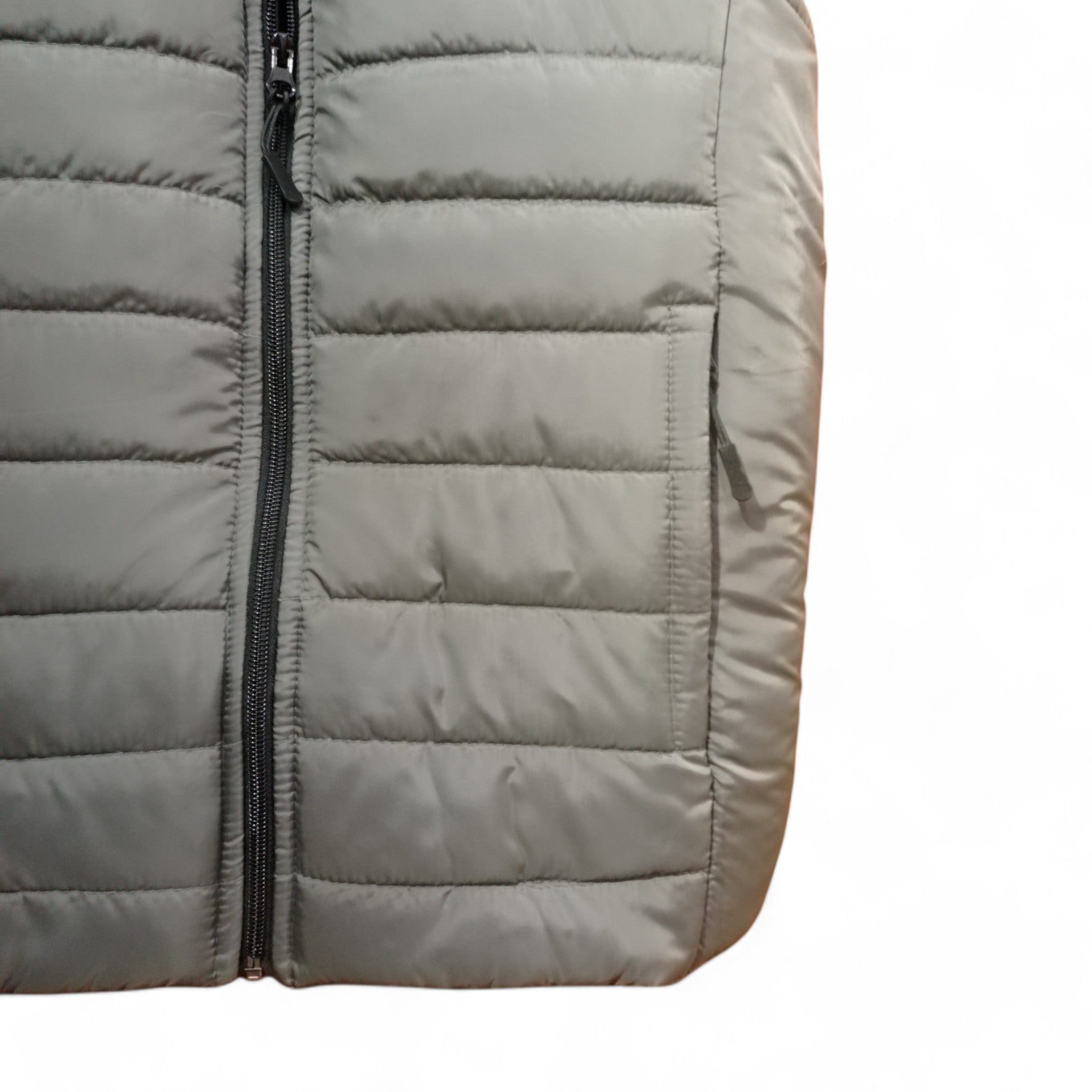 Button & Threads™ Unisex Sleeves Less Silver Grey With Badge  Puffer Jacket - button & threads