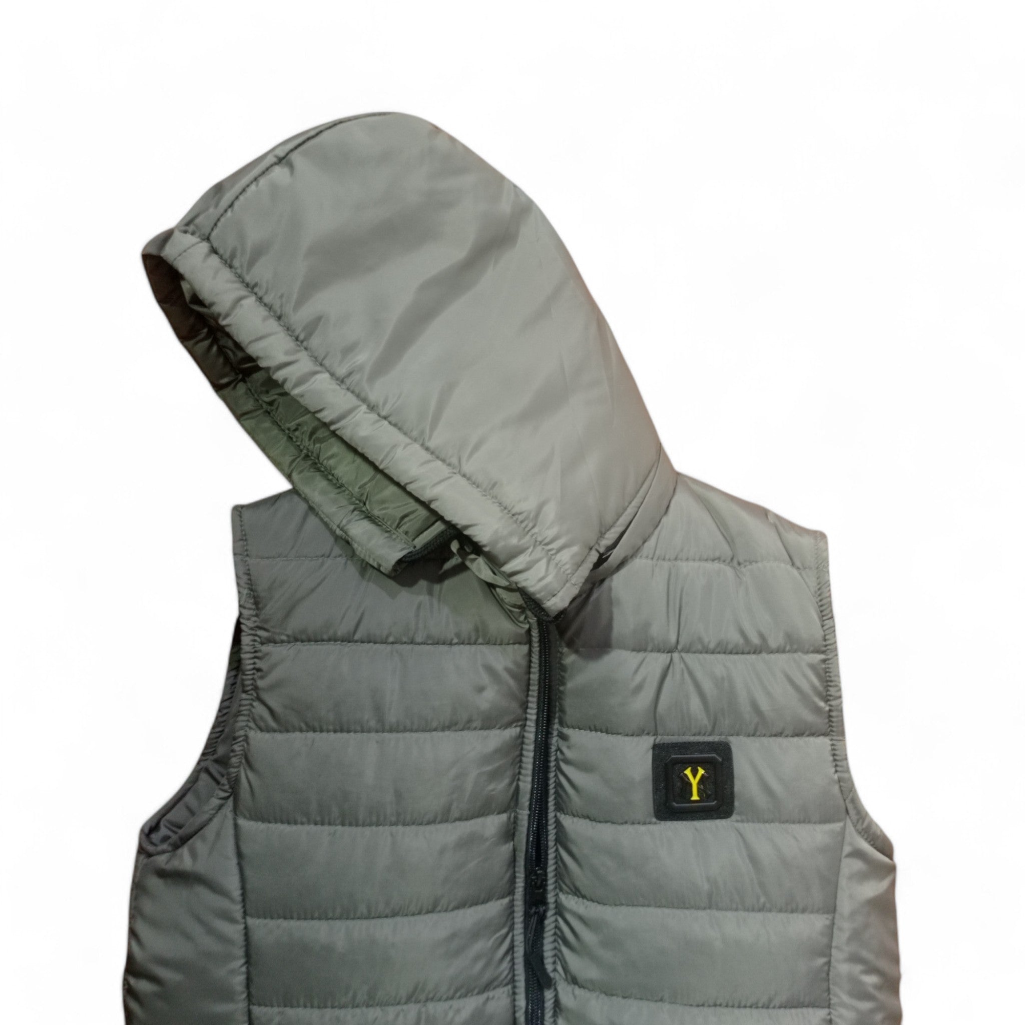 Button & Threads™ Unisex Sleeves Less Silver Grey With Badge  Puffer Jacket - button & threads