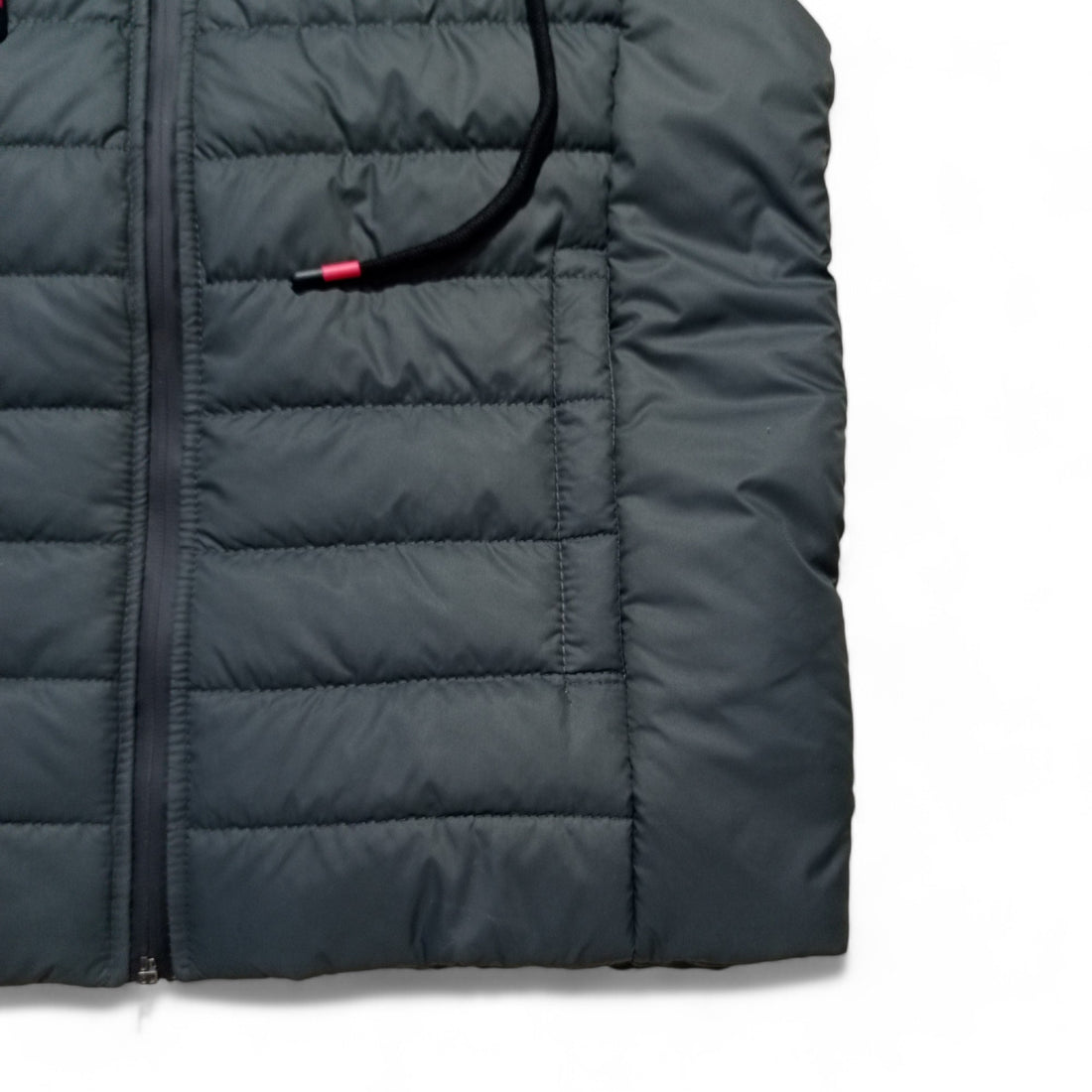 Button & Threads™ Unisex Sleeves Less Steel Grey With Badge  Puffer Jacket - button & threads