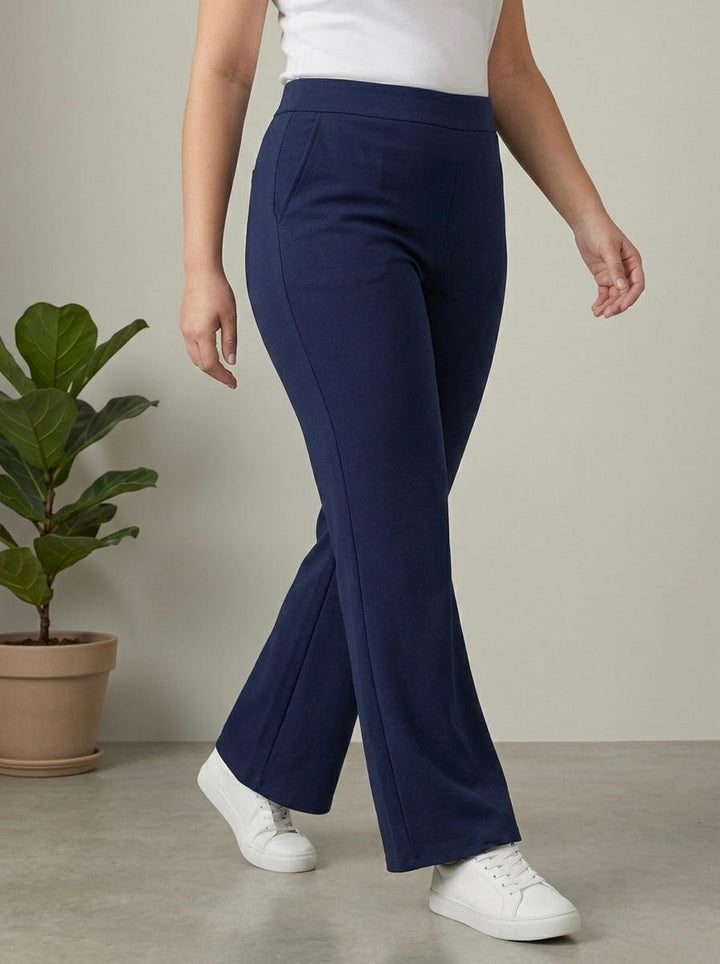 Woman Jagging-Irani Dampaa-Navy Blue - button & threads